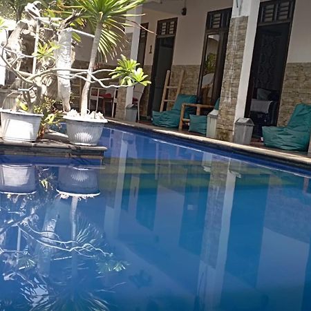 Wahyu Gili 1 Hotel กีลีตราวางัน ภายนอก รูปภาพ
