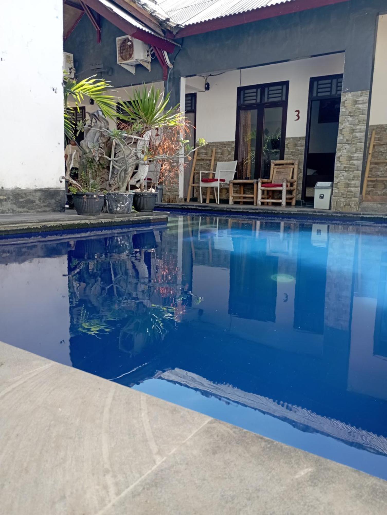 Wahyu Gili 1 Hotel กีลีตราวางัน ภายนอก รูปภาพ