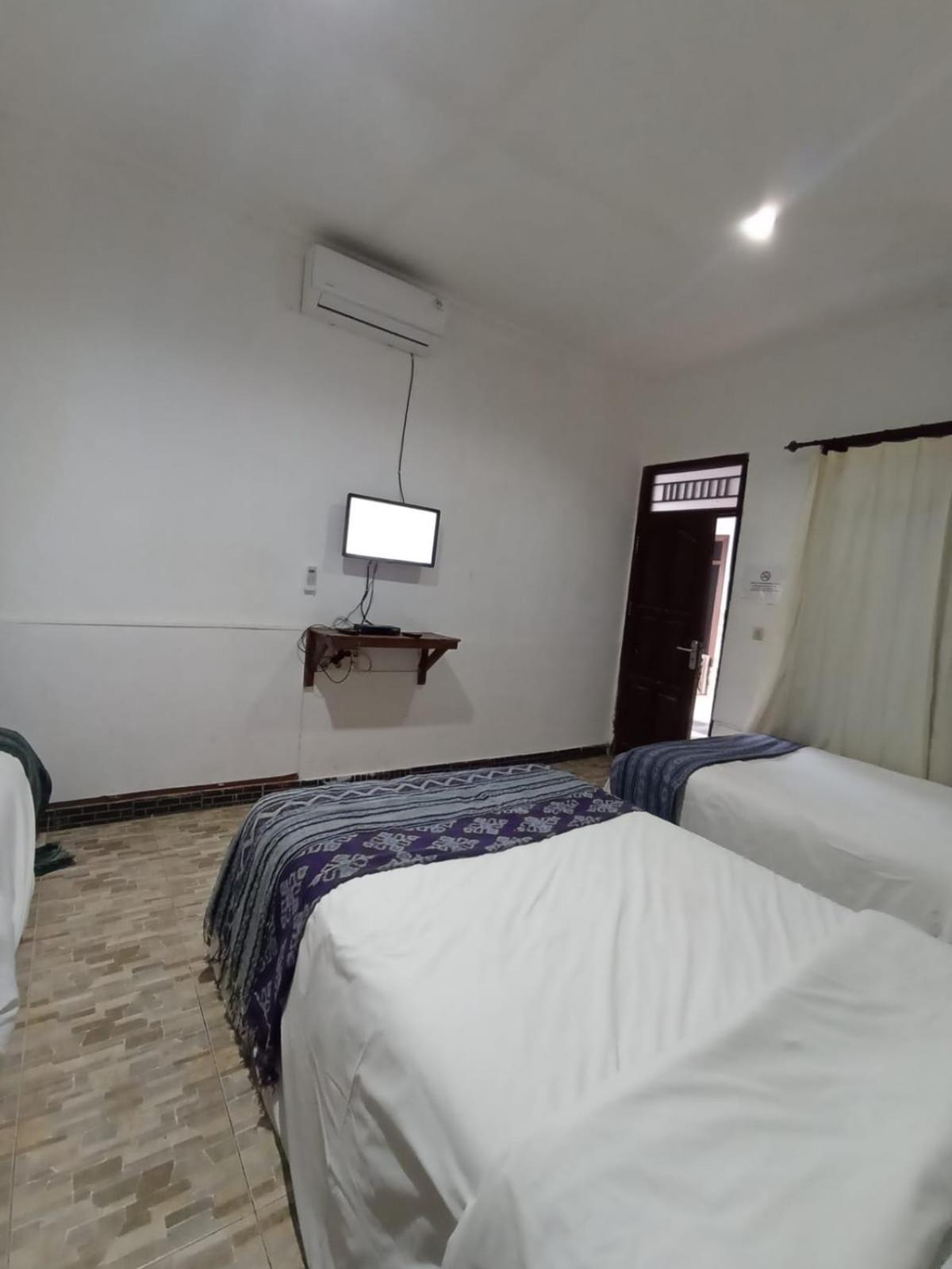 Wahyu Gili 1 Hotel กีลีตราวางัน ภายนอก รูปภาพ